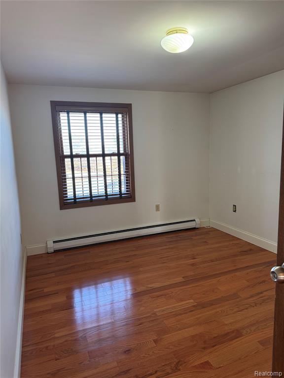 Building Photo - 2346 London Bridge Dr