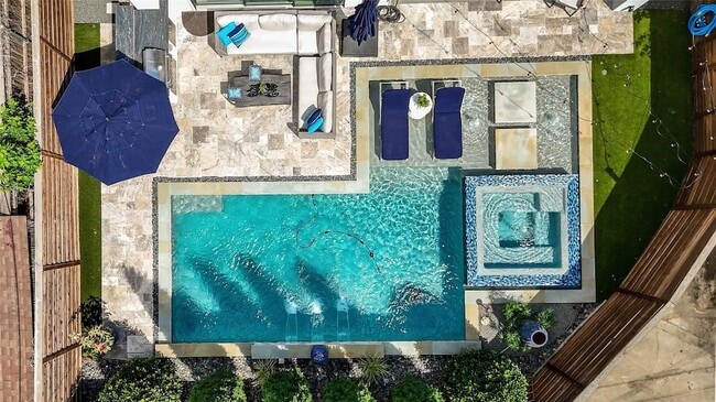 Building Photo - 5017 Milam St