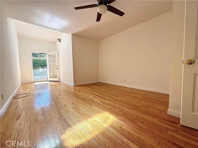 Building Photo - 22346 Burbank Blvd