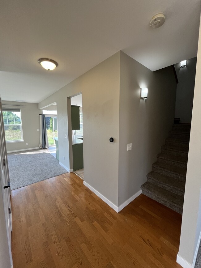 Building Photo - 1341 Colony Ct