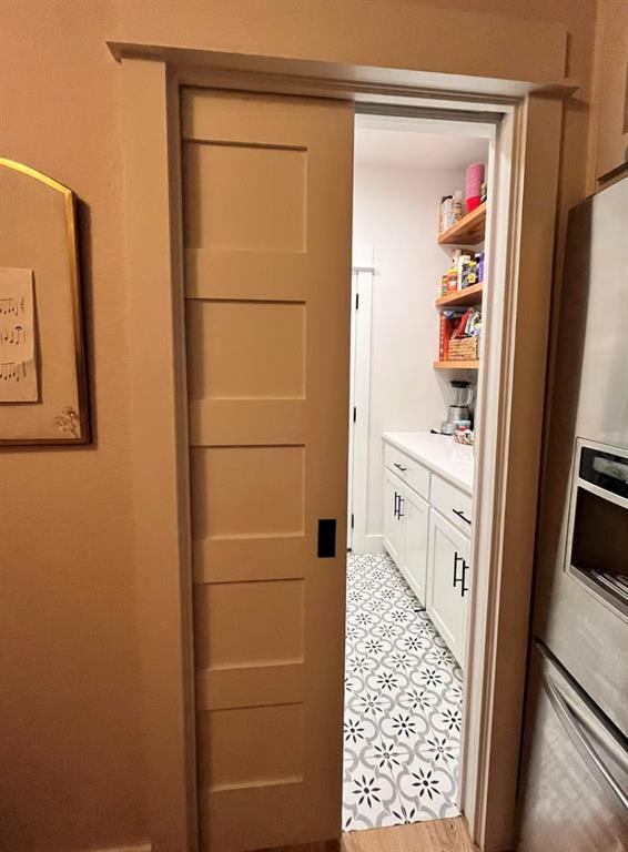 Building Photo - 303 Austin St