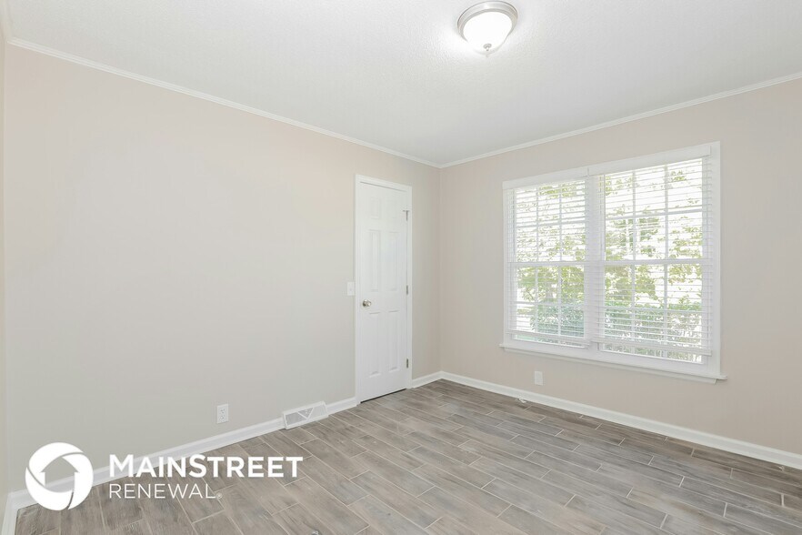 Building Photo - 712 Pembelton Ct