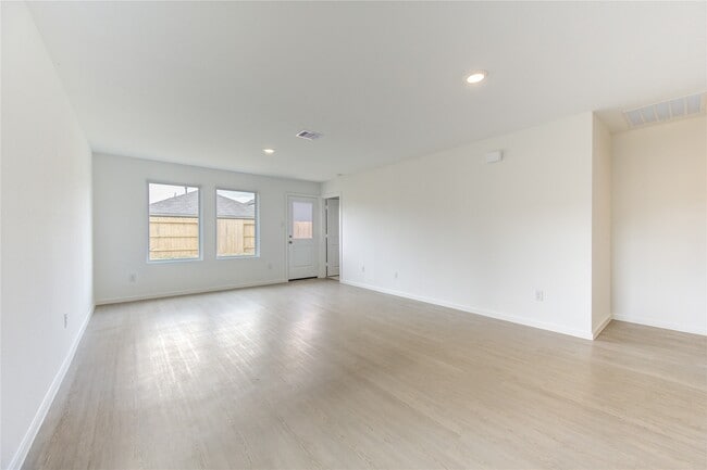 Building Photo - 6835 Eastern Cottonwood Ln