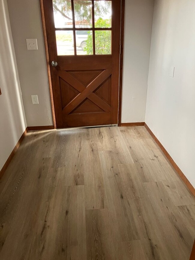 Building Photo - 3 Bedroom 2 bath house in Newberg