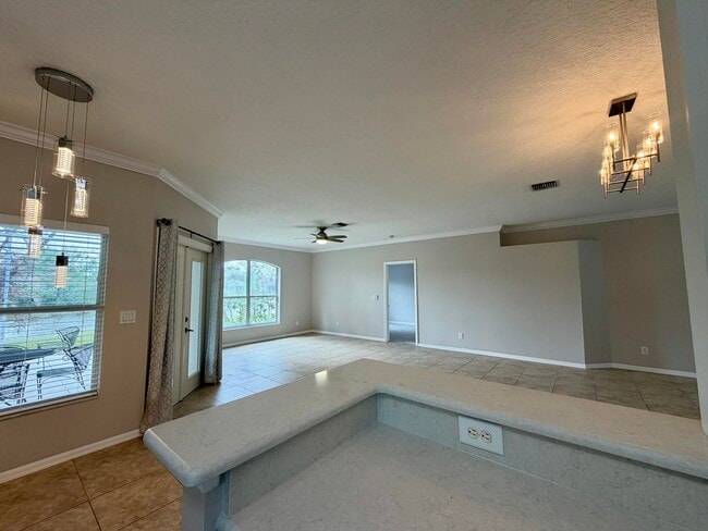Building Photo - 6295 33rd Manor