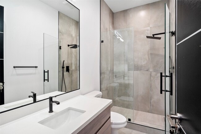 Building Photo - 2438 Carriage Lamp Ln