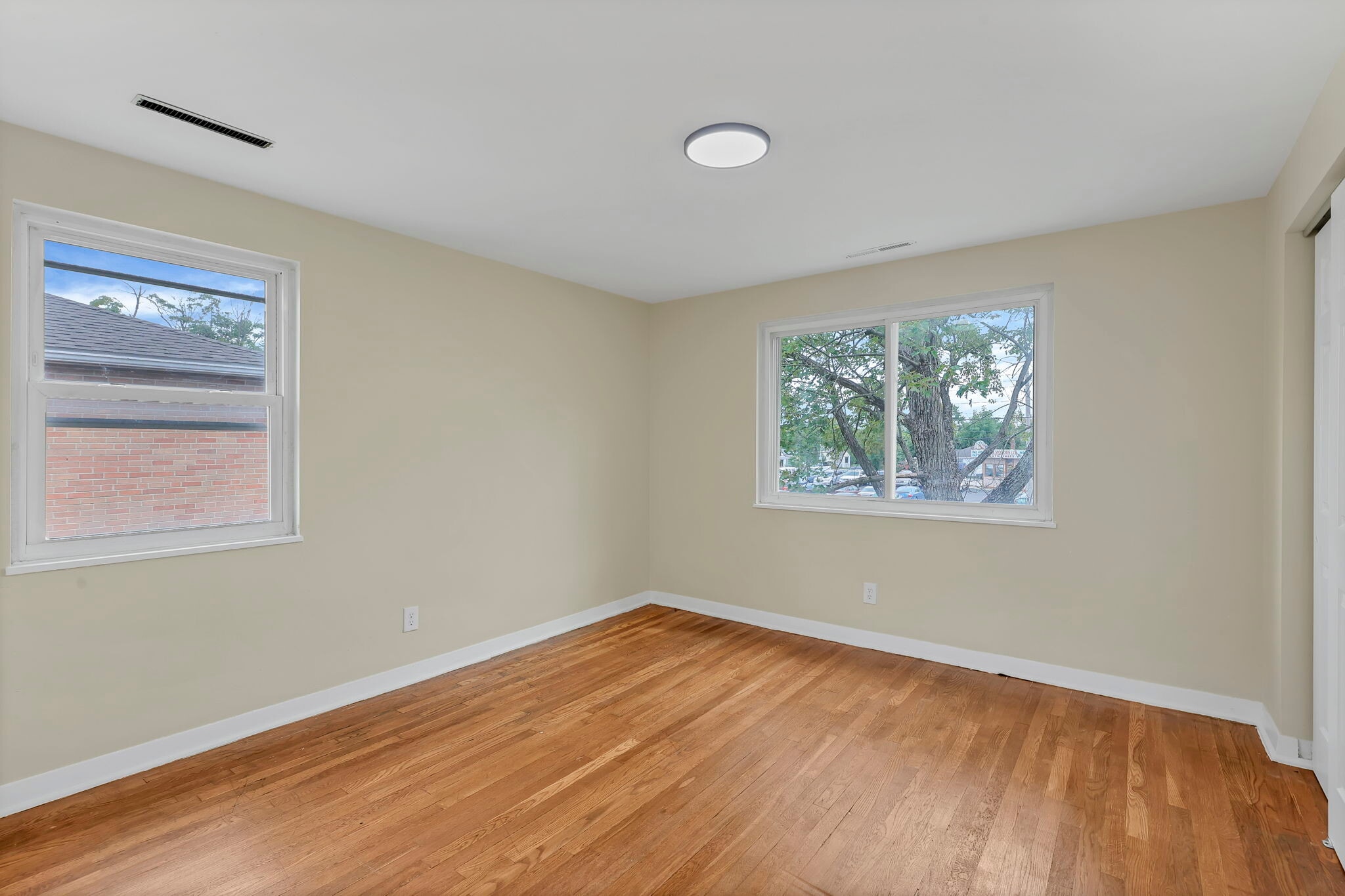 Building Photo - 3340 Sullivant Ave