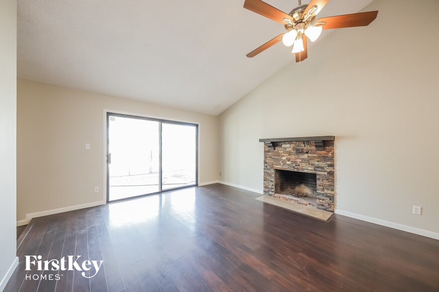 Building Photo - 16814 N 34th Ave