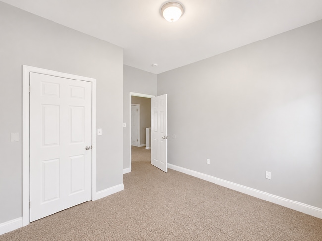 Building Photo - Three-Bedroom Home In Baltimore