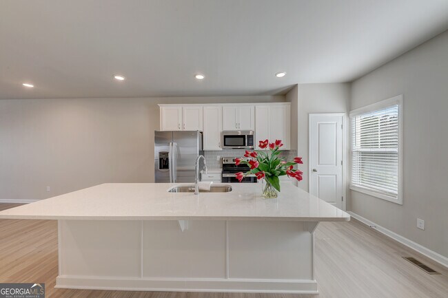 Building Photo - 43 Cobalt Ln