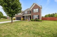 Building Photo - Spacious 5BR Home with Large Backyard in Quiet Chesapeake Neighborhood!