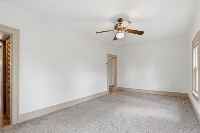 Building Photo - 65 Furnace Dock Rd