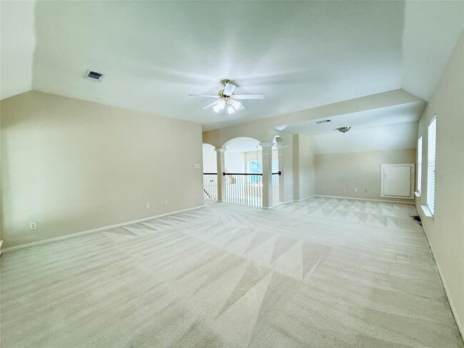 Building Photo - 2110 Winding Springs Dr