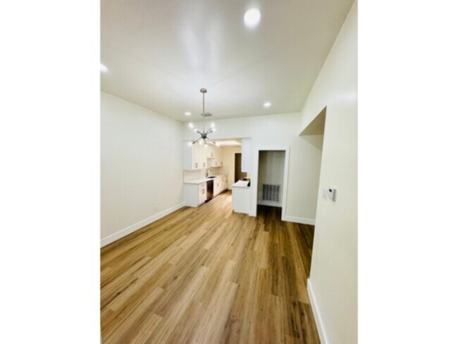 Building Photo - 9215 Highedge Cir
