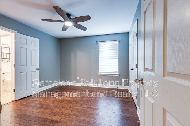 Building Photo - 2605 Paddock Park Dr
