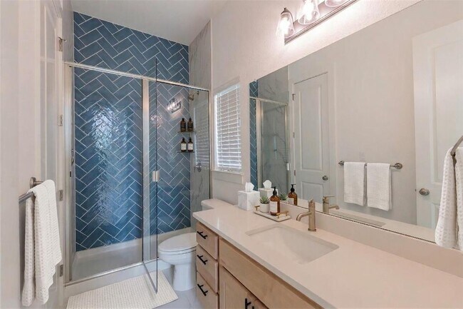 Building Photo - 236 Egret Ln