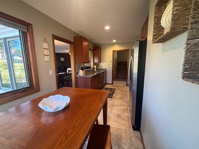 Building Photo - 14 Songbird Ln