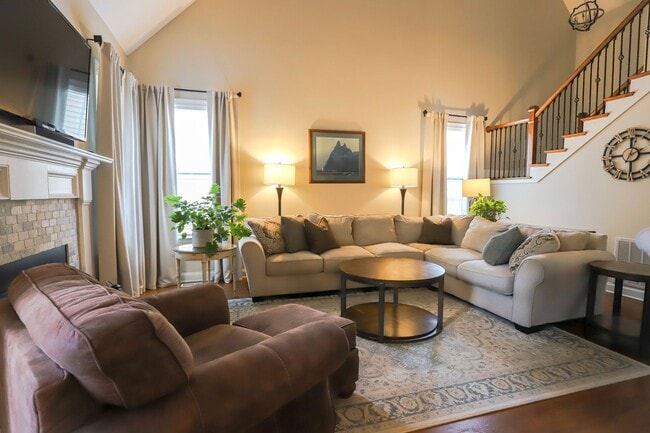 Building Photo - 919 Napiers Post Dr