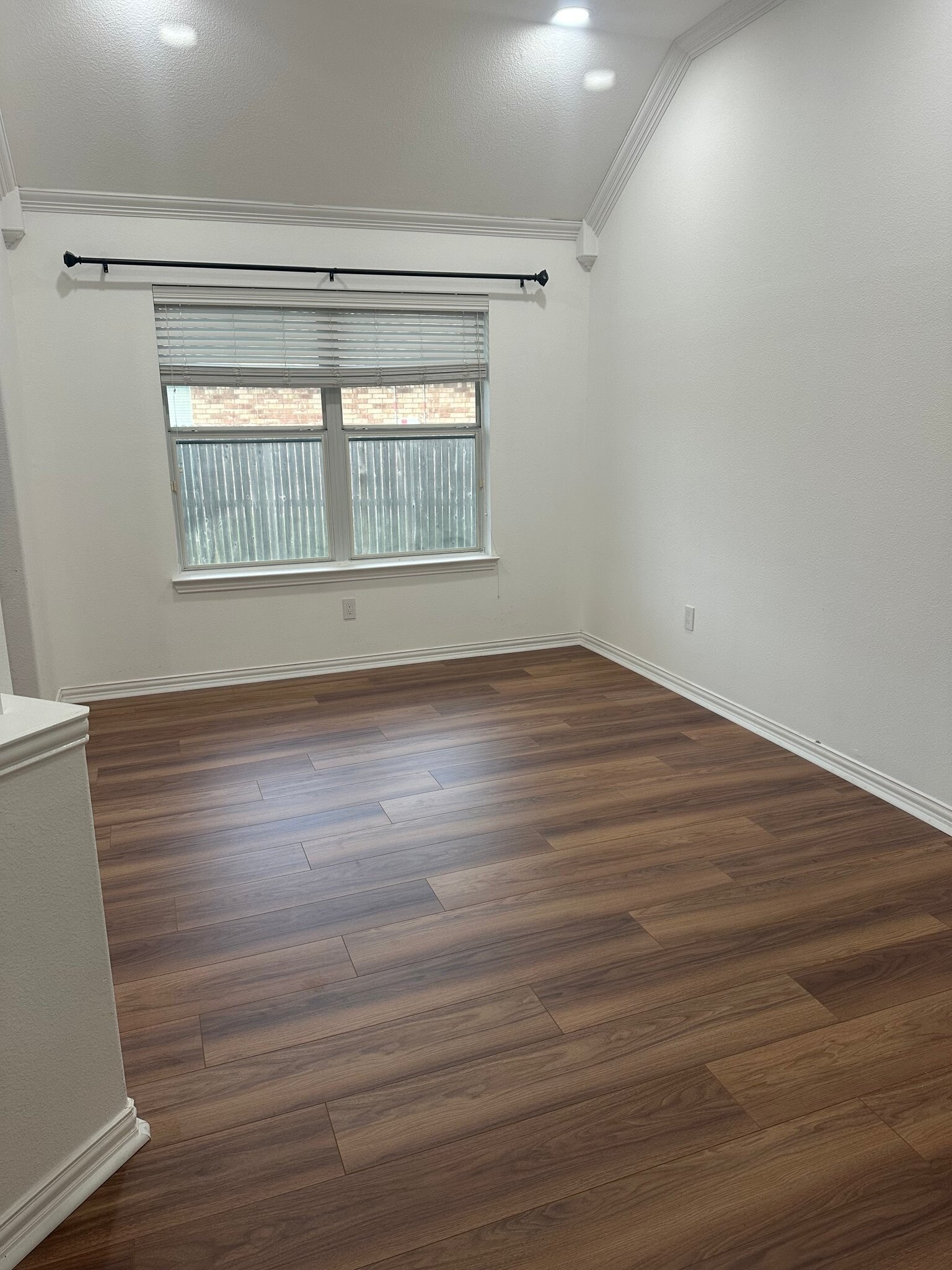 Building Photo - 4507 Ridgeway Dr