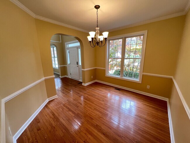 Building Photo - 1006 Goldenview Ct
