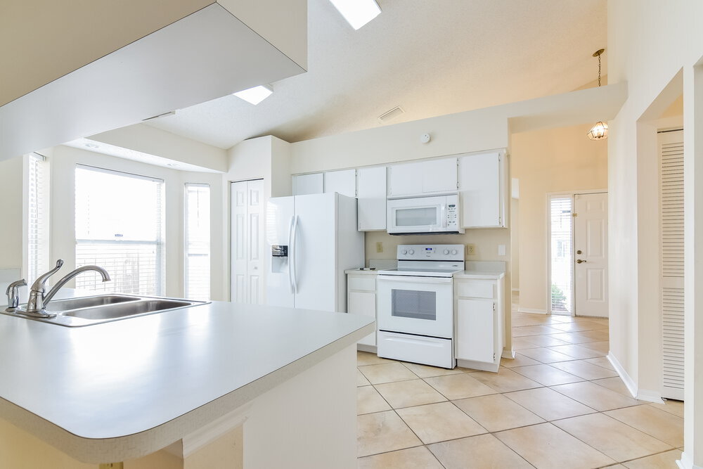 Building Photo - 8719 Exposition Dr