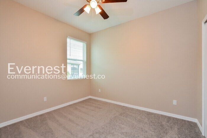 Building Photo - 1891 Castleton Dr