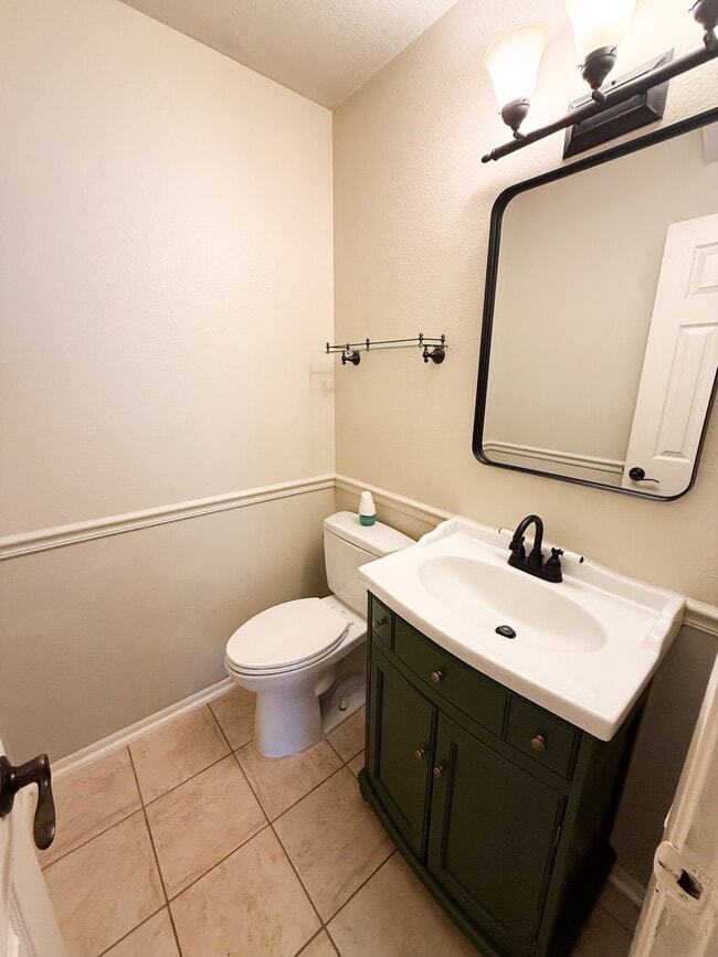 Building Photo - 3423 Maitland