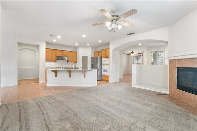 Building Photo - 1073 Huntly Dr