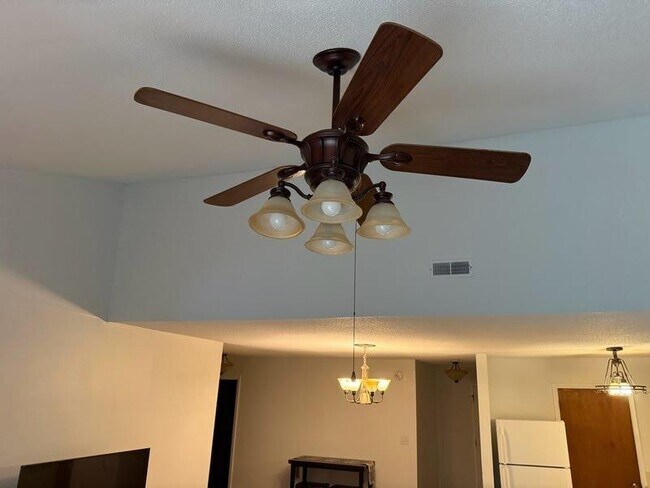 Building Photo - 3614 Heathrow Dr