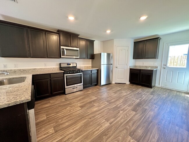 Building Photo - 4130 Trail de Paris