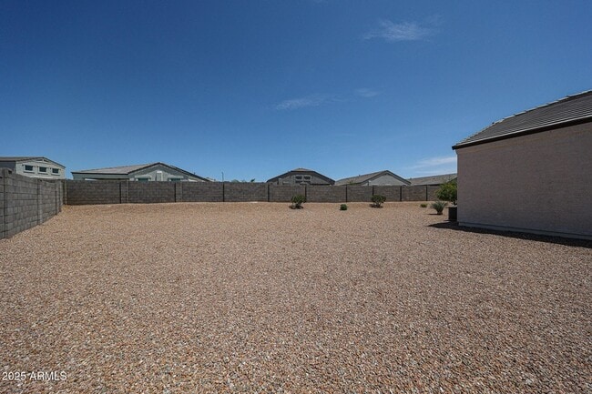 Building Photo - 31041 W Avalon Cir