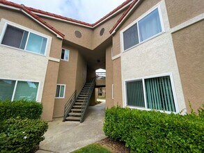Building Photo - Must See Bright and welcoming one bedroom ...