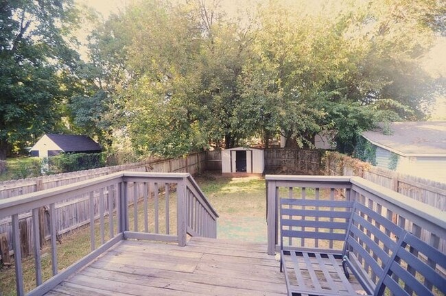 Building Photo - 202 Beirne Ave NW