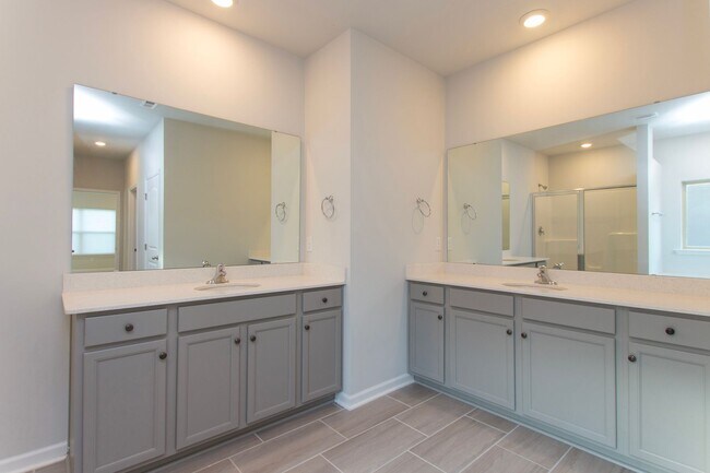 Building Photo - All on one level comfort