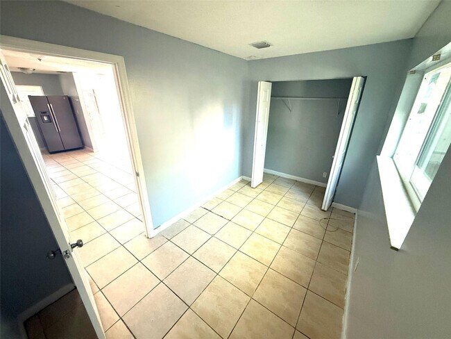 Building Photo - 7480 SW 10th Ct