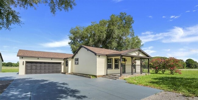 Building Photo - 13832 South Bay Lake Rd