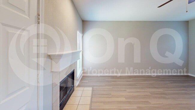 Building Photo - 3263 Wexford Dr
