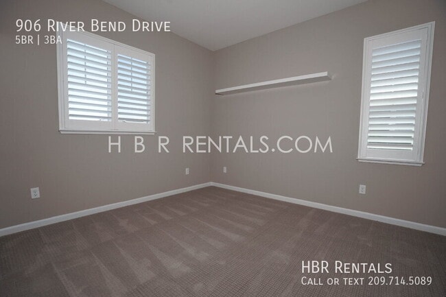 Building Photo - 906 River Bend Dr
