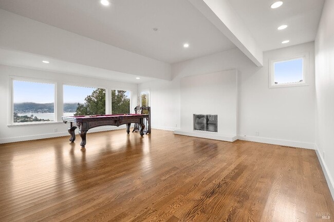 Building Photo - 45 Meadow Hill Dr