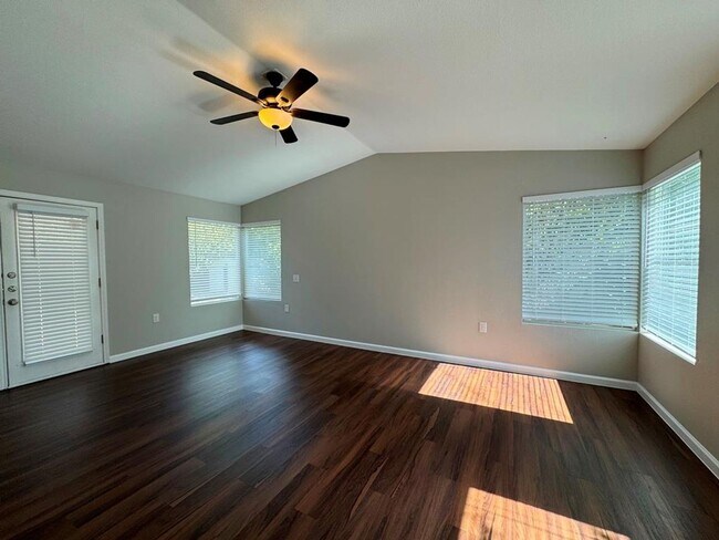 Building Photo - Location, Location, Location!