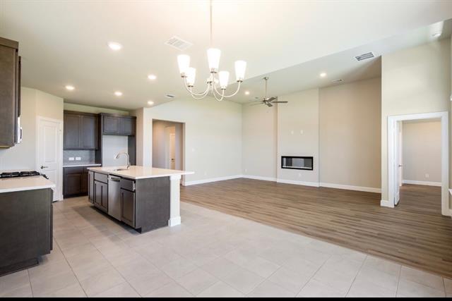 Building Photo - 2304 Spring Side Dr