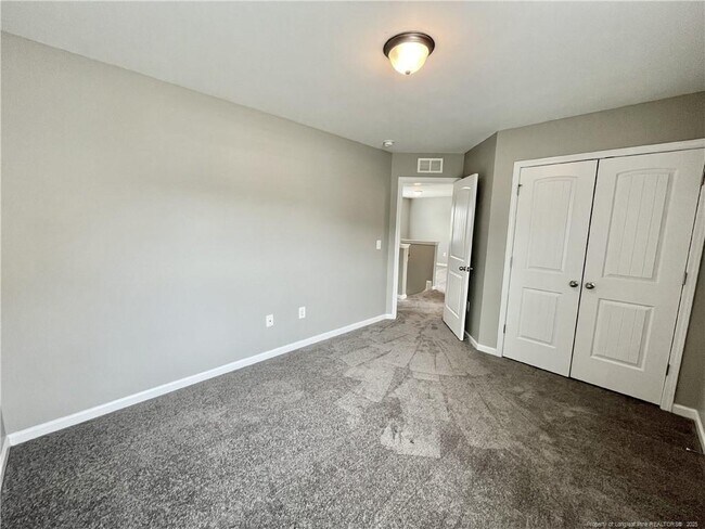 Building Photo - 12 Agdon Landing