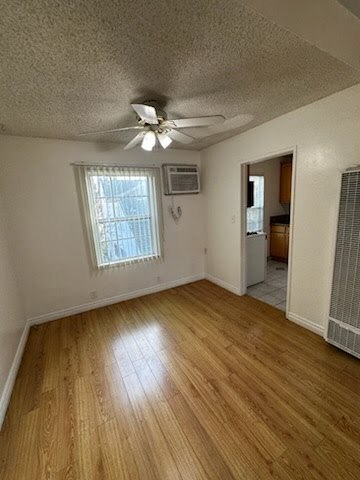 Building Photo - 410 S Sierra Madre Blvd