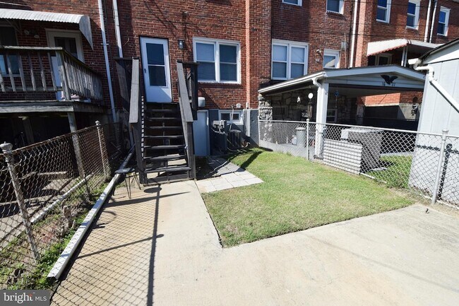 Building Photo - 1629 Searles Rd