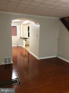 Building Photo - 5925 Summerdale Ave