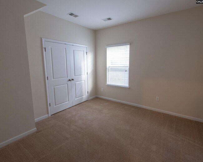 Building Photo - 1137 Portrait Hill Dr