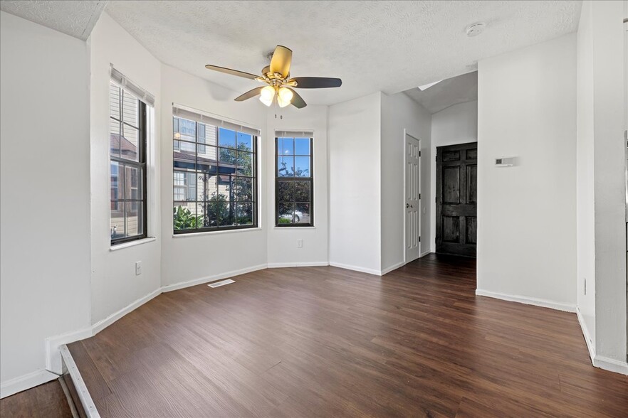 Dining Room - 1600 Rock Creek Dr