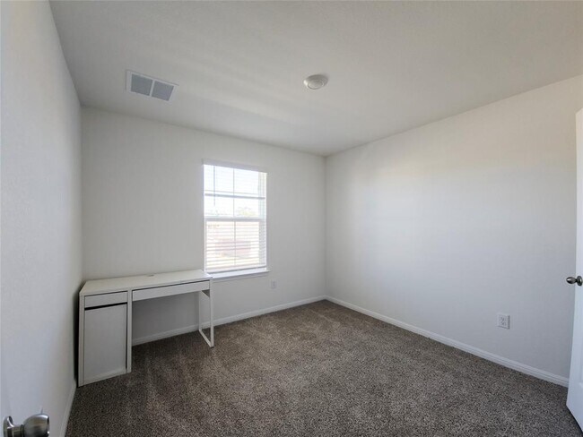 Building Photo - 2333 March Hare Trce