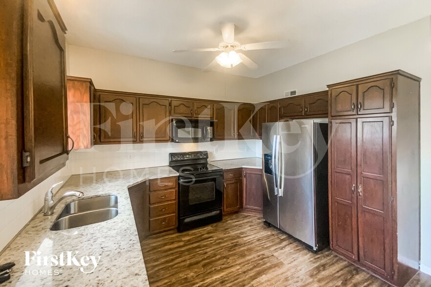 Building Photo - 8621 NE 110th Terrace