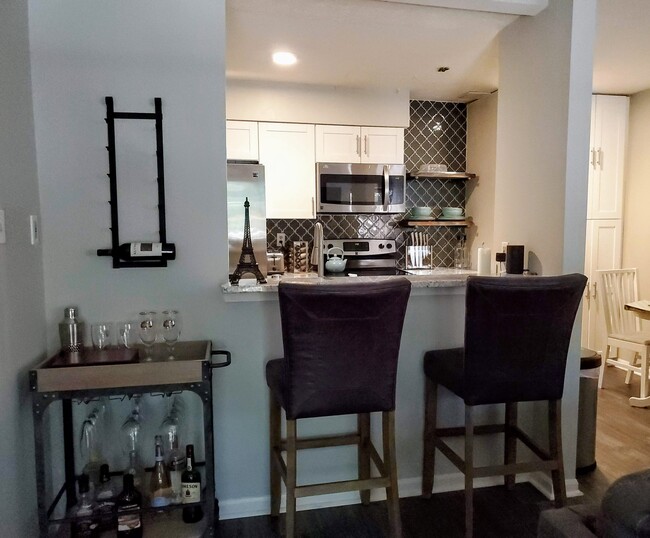 Building Photo - 4708 Dorsey Hall Dr